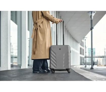 Wenger Motion, Carry-On