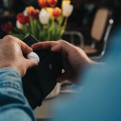 MYFC-02BW Verbatim My Finder Coin  Bluetooth Item Finder 2 pack