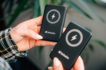 Verbatim Charge &acute;n&acute; Go Magnetic Wireless Power Bank 10000
