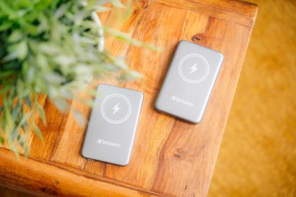 Verbatim Charge ´n´ Go Magnetic Wireless Power Bank 10000