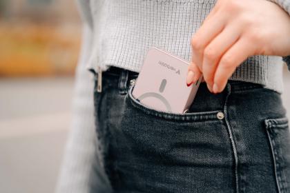 Verbatim Charge ‘n’ Go Power Bank with Stand Magnetic Wireless 10000mAh