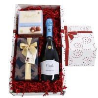 PROSECCO, CHOCOLATES AND TRUFFLES GIFT BOX E1512502