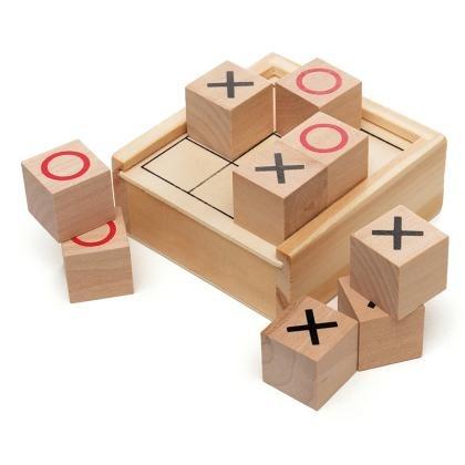Wooden Noughts and Crosses Set (25795)