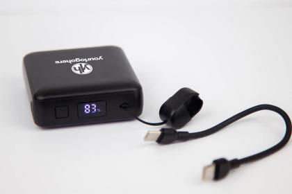 Compact Deluxe 10000 Power Bank