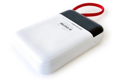 RELOAD 10 Travel SKROSS 10,000 mAh Fast Charging Power Bank with Display