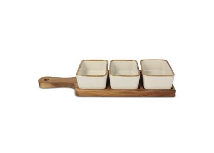 InSideOut Wooden serving board with 3 ceramic bowls