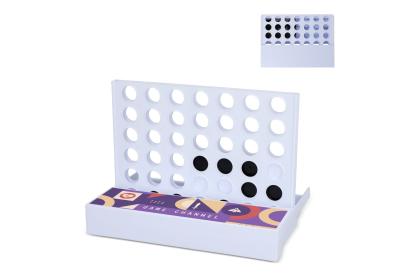 4 in a line game of recycled materials