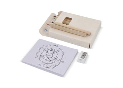8 piece colouring set in recycled milkcarton box