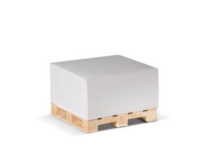 Cube pad 10x10x5cm on wooden pallet