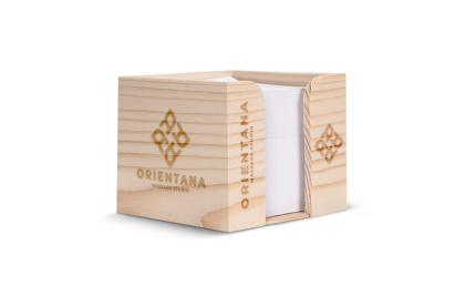 Paper pad 10x10x8.5cm in wooden cube box Paper pad 10x10x8.5cm in wooden cube box