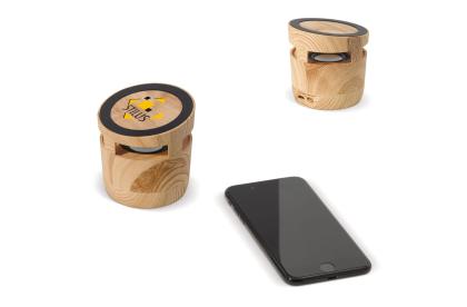 Wooden look speaker 3W & wireless charger 5W Wooden look speaker 3W & wireless charger 5W