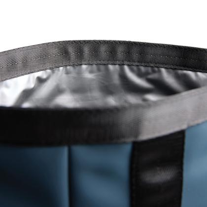 VINGA Baltimore RCS Roll-top cooler bag