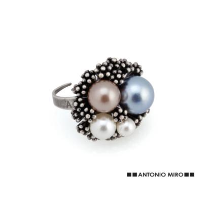 Pleus Adjustable Ring -