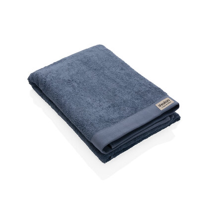 Ukiyo Sakura AWARE&trade; 500 gsm bath towel 70x140cm