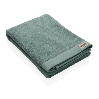 Ukiyo Sakura AWARE&trade; 500 gsm bath towel 70x140cm
