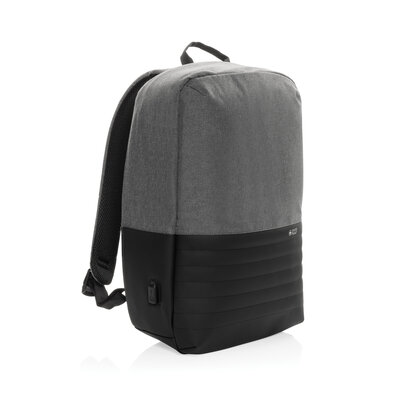 Swiss Peak AWARE&trade; RFID anti-theft 15.6'' laptop backpack