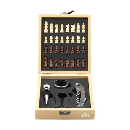 Wooosh ChessMate wine gift set