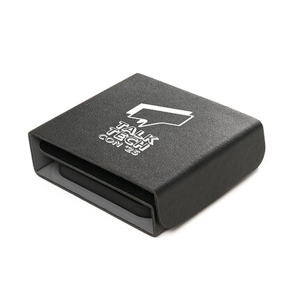 NOVA 3-IN-1 MAGNETIC CHARGER WALLET E167006