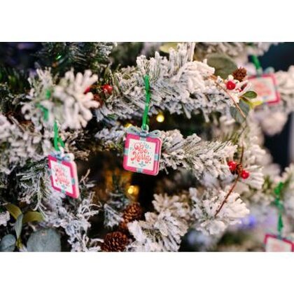 Recycled Christmas dECOration Present