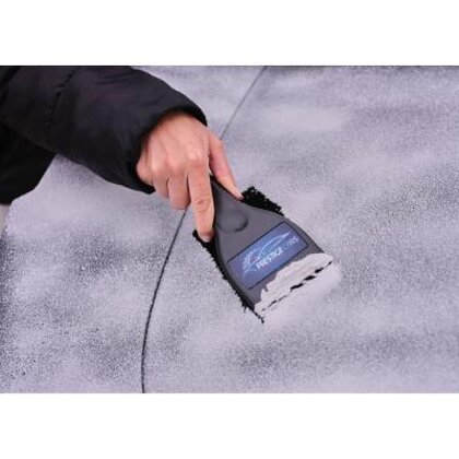 Recycled Essential Ice Scraper