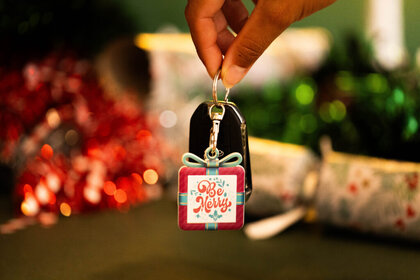 Recycled Christmas dECOration Present Keyring