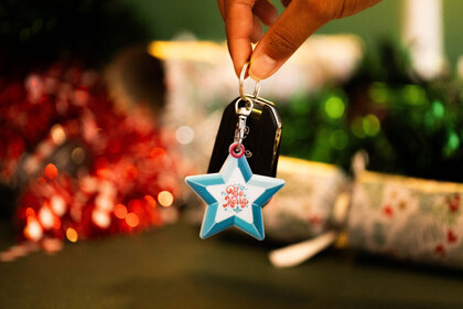 Recycled Christmas dECOration Star Keyring