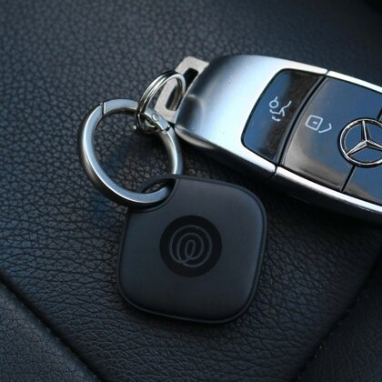 New Tile Mate with Key Ring