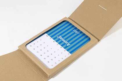 CreaDate Shuffle custom desk calendar